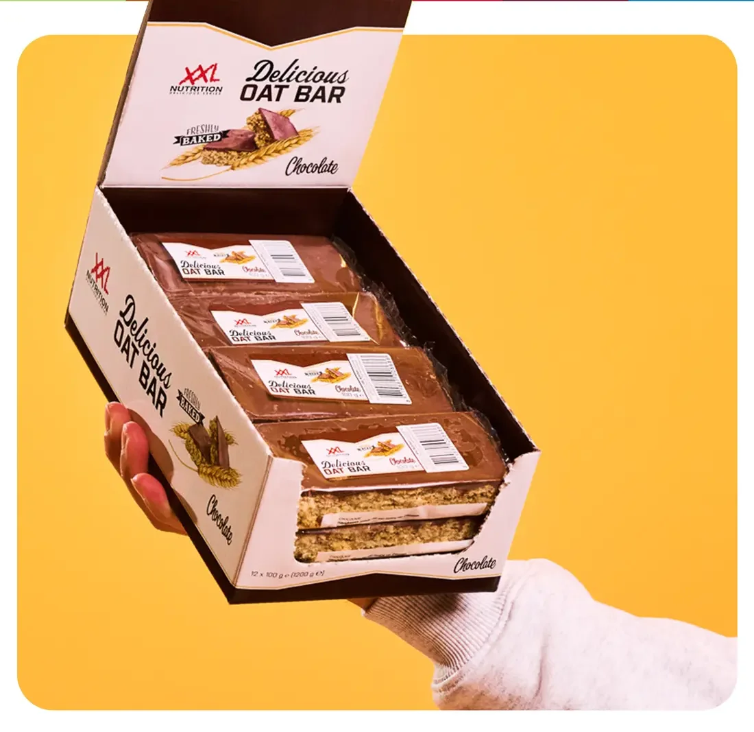 Doos Delicious Oat Bars in de hand